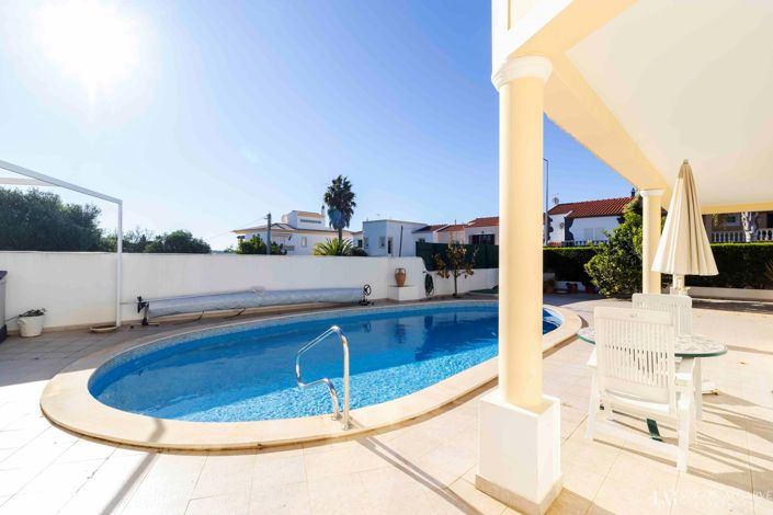 Image No.14-4 Bed Villa for sale