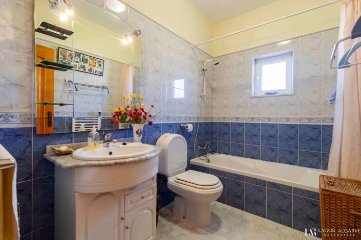 Image No.21-4 Bed Villa for sale