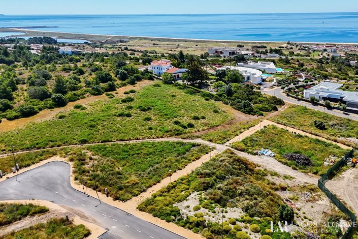 Image No.10-Terre à vendre à Lagos