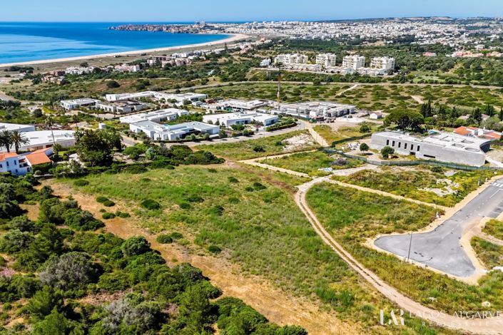 Image No.2-Terre à vendre à Lagos