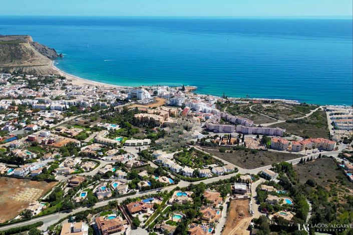 Image No.7-3 Bed Villa for sale