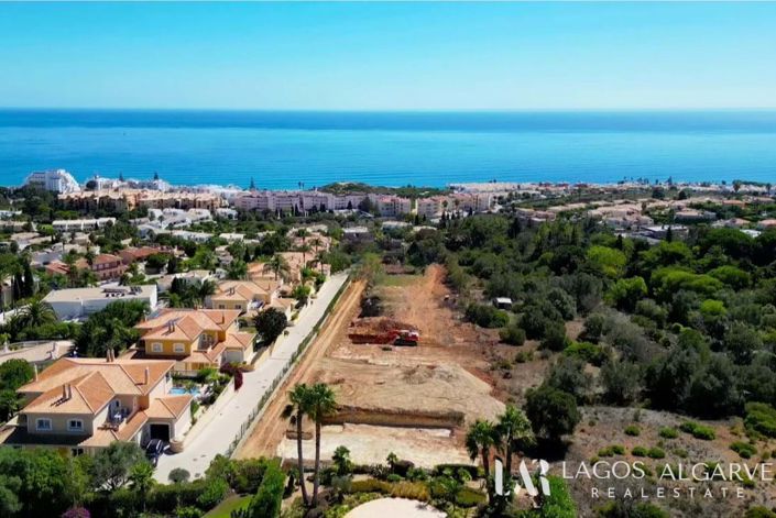 Image No.8-3 Bed Villa for sale