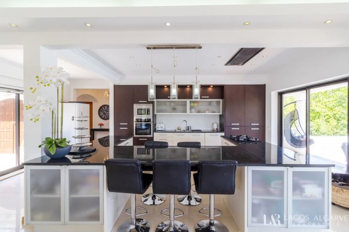 Image No.13-3 Bed Villa for sale