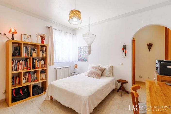 Image No.25-4 Bed Villa for sale