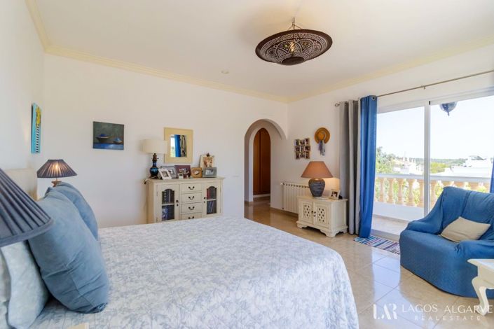 Image No.30-4 Bed Villa for sale