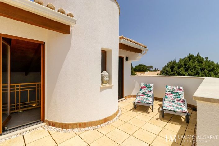 Image No.28-3 Bed Villa for sale