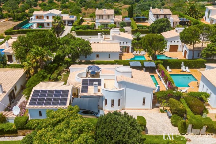 Image No.37-3 Bed Villa for sale