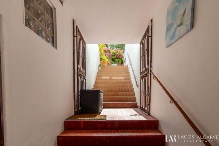 Image No.27-5 Bed Villa for sale