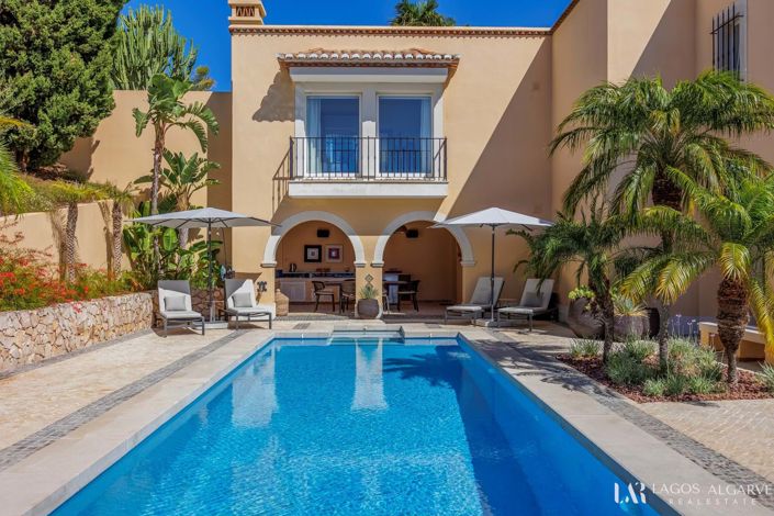 Image No.17-4 Bed Villa for sale