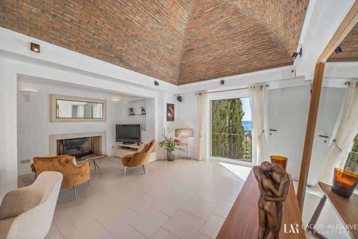 Image No.24-4 Bed Villa for sale