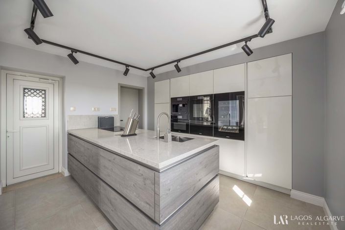 Image No.27-4 Bed Villa for sale