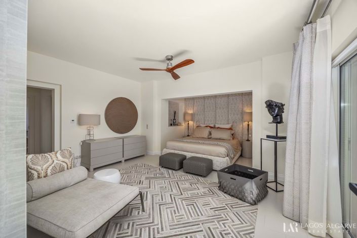 Image No.32-4 Bed Villa for sale