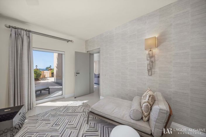 Image No.33-4 Bed Villa for sale