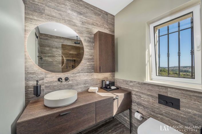 Image No.51-4 Bed Villa for sale