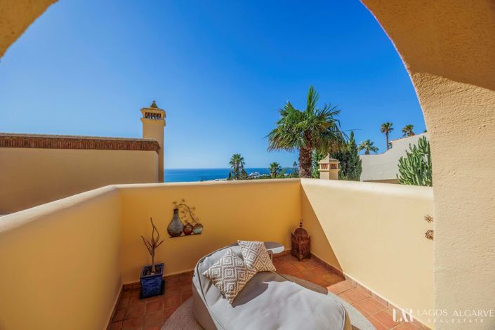 Image No.55-4 Bed Villa for sale