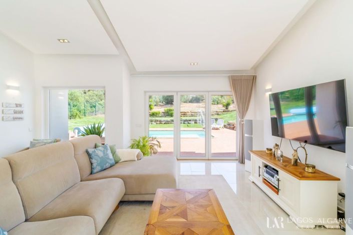 Image No.7-4 Bed Villa for sale