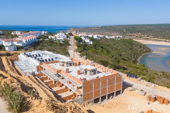 Image No.7-2 Bed Apartment for sale