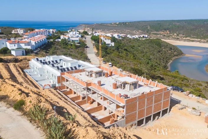 Image No.7-3 Bed Apartment for sale