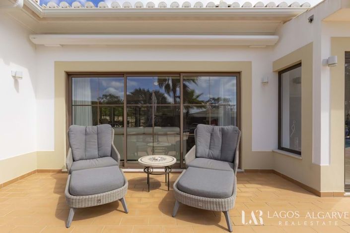 Image No.12-3 Bed Villa for sale