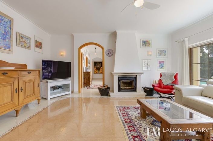 Image No.3-3 Bed Villa for sale