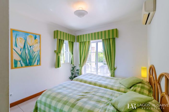 Image No.22-3 Bed Villa for sale