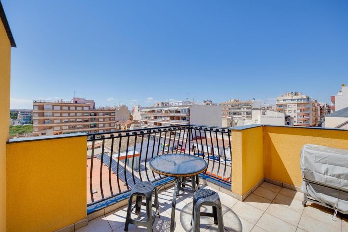 Image No.1-2 Bed Property for sale