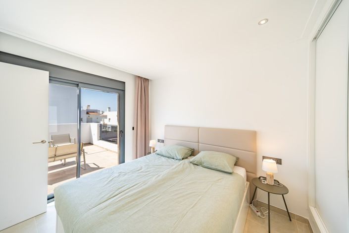 Image No.19-3 Bed Villa for sale