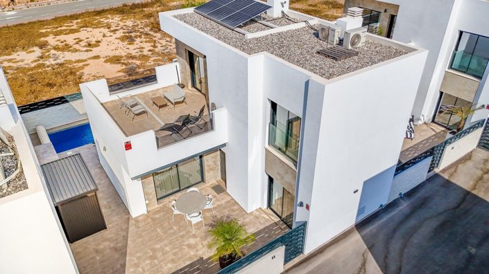 Image No.26-3 Bed Villa for sale