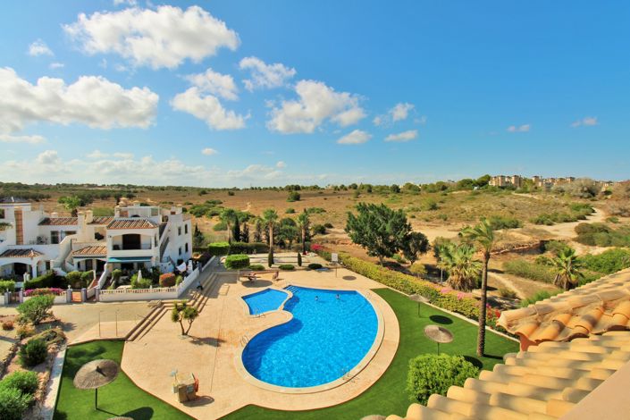 Image No.21-2 Bed Property for sale