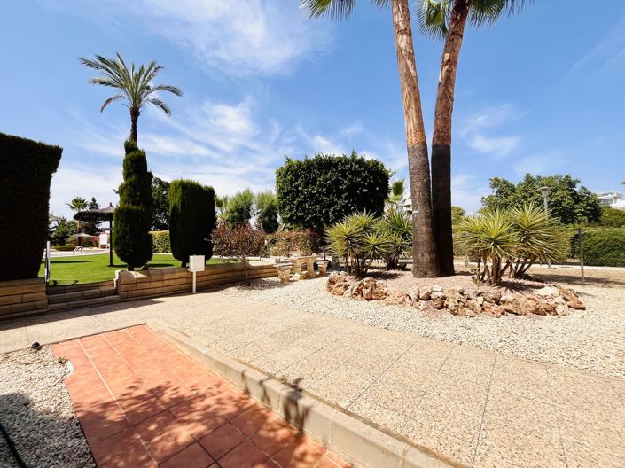 Image No.26-2 Bed Property for sale