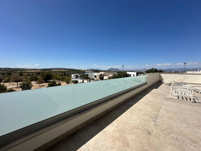 Image No.38-4 Bed Villa for sale