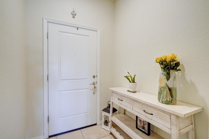 Image No.8-3 Bed Townhouse for sale