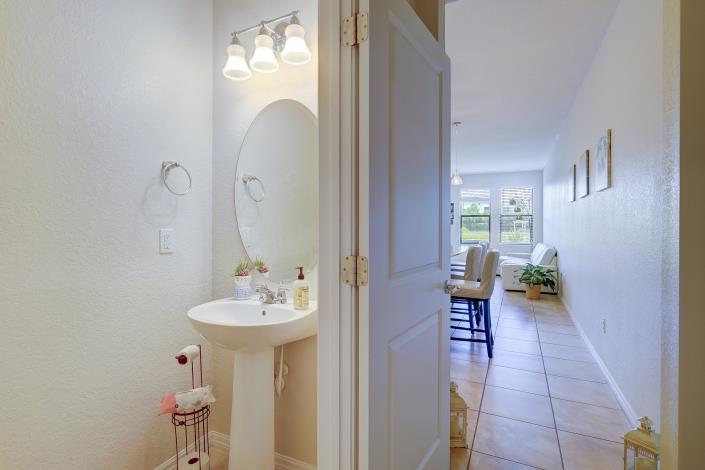 Image No.9-3 Bed Townhouse for sale