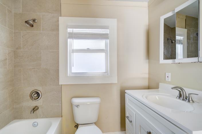 Image No.17-3 Bed House for sale