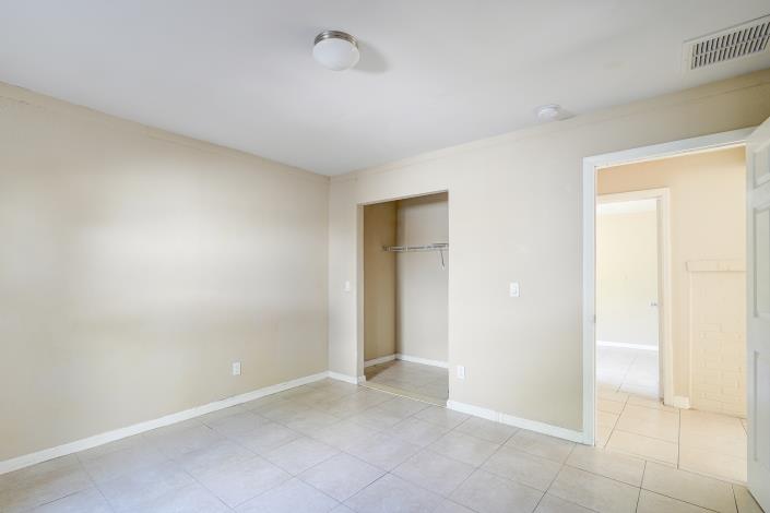 Image No.20-3 Bed House for sale