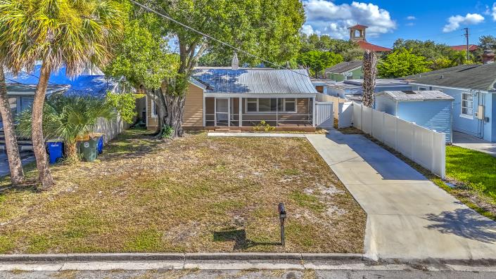 Image No.2-3 Bed House for sale