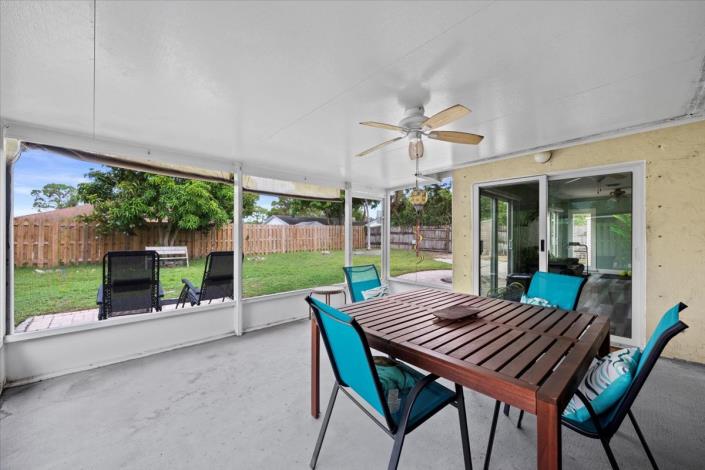 Image No.8-3 Bed House for sale