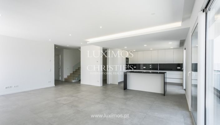 Image No.5-3 Bed Villa for sale