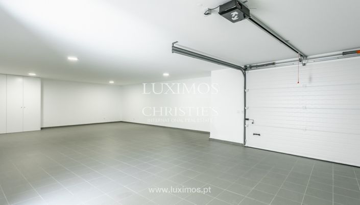 Image No.21-3 Bed Villa for sale