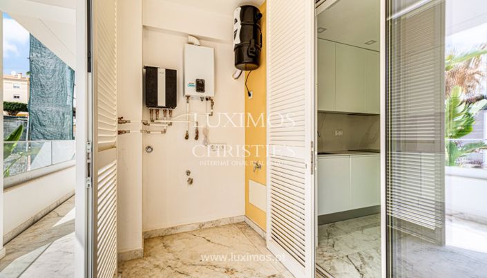 Image No.20-3 Bed Apartment for sale