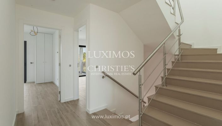 Image No.11-4 Bed Villa for sale