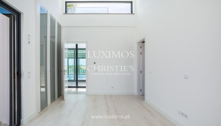 Image No.14-4 Bed Villa for sale