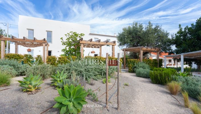 Image No.3-15 Bed Farmhouse for sale