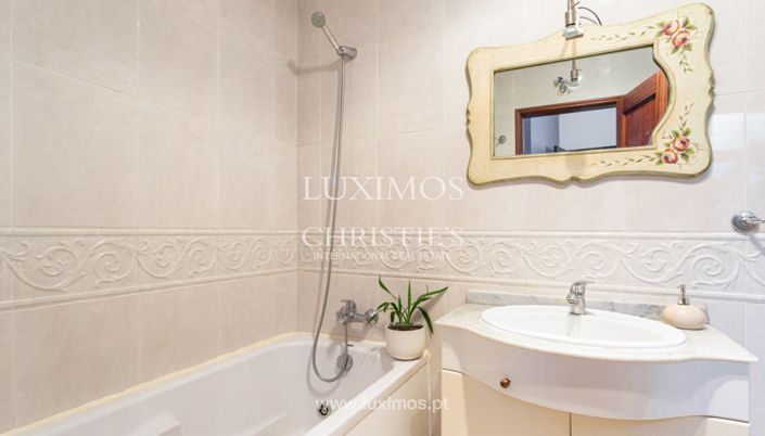 Image No.20-2 Bed Apartment for sale