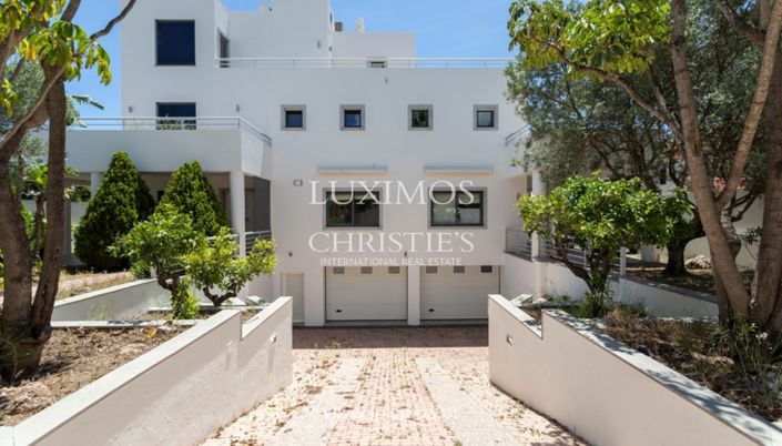 Image No.26-3 Bed Villa for sale