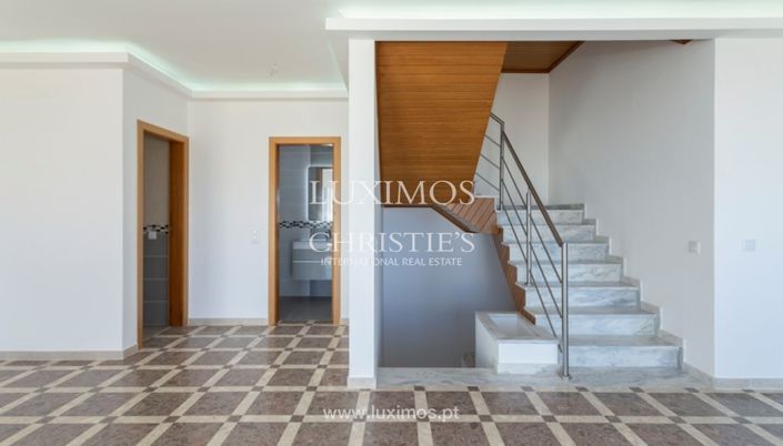 Image No.9-5 Bed Apartment for sale