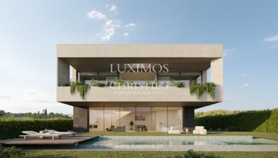 1 - Lagos, Villa