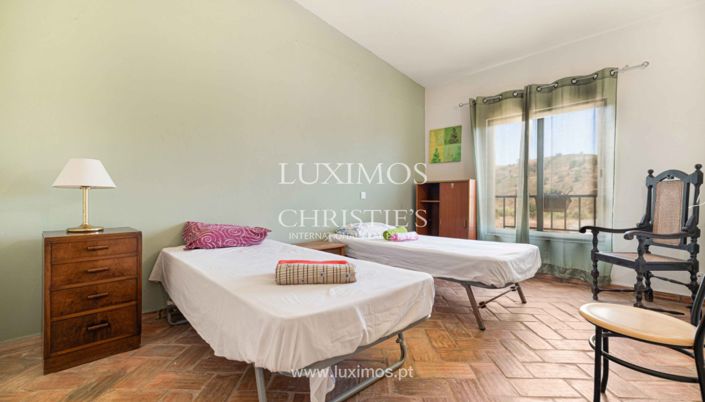 Image No.11-9 Bed Villa for sale