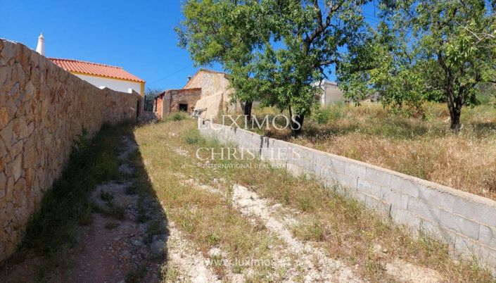 Image No.17-3 Bed Land for sale