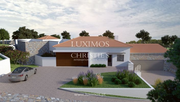 Image No.8-3 Bed Land for sale